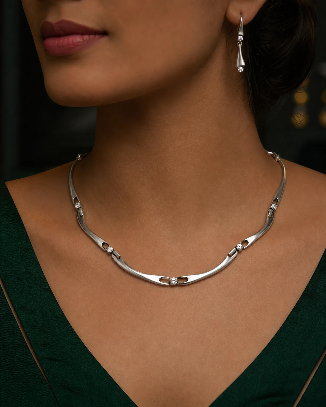Aaranya Contemporary Silver Collar at Varun Jewellers