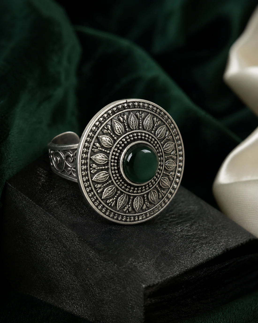 Emerald Mandala Silver Ring at Varun Jewellers