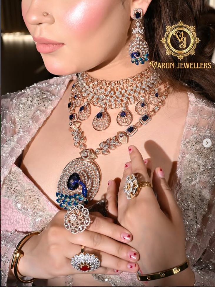 Sapphire Pendant Suite at Varun Jewellers